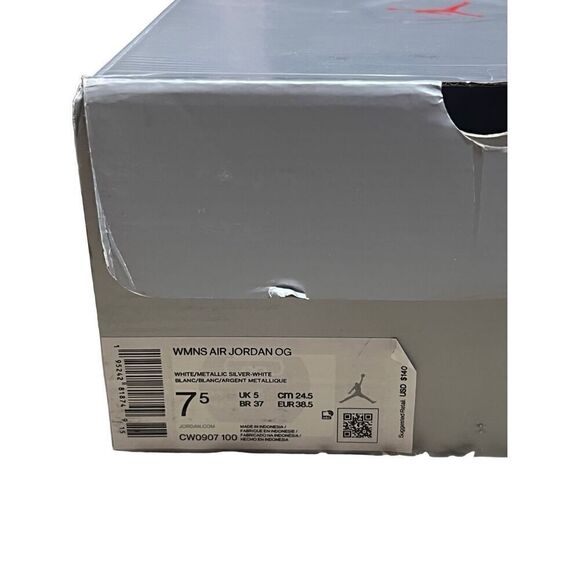 Nike Air Jordan OG White Metallic Silver Women's Size 7.5 - Picture 7 of 7